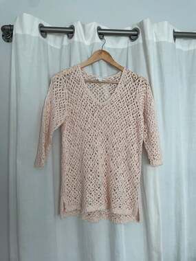 J.Jill Pink and Cream Crochet Open-Knit V-Neck Sweater
Whimsical
Fairy
Spring